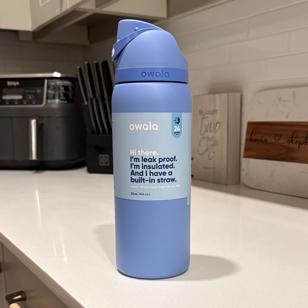 Owala out of the blue 32oz water bottle